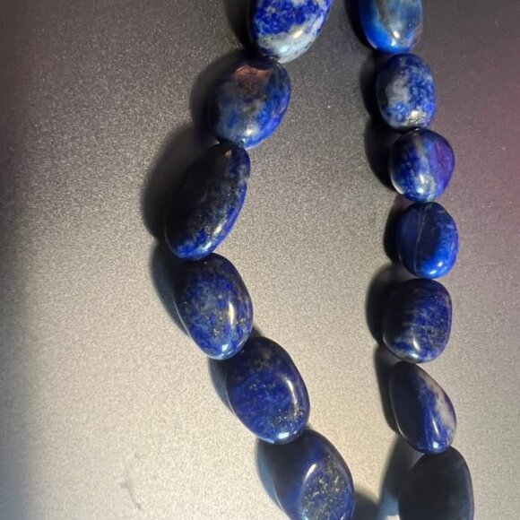 Beautiful lapis lazuli necklace with silver clasp - Picture 3 of 4
